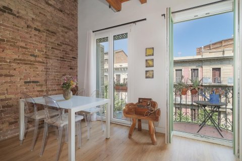 Купить квартиру в Барселона, Испания с 3 комнаты, 69м², № 6189 - фото 11
