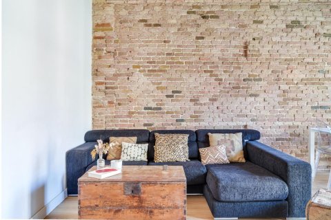 Купить квартиру в Барселона, Испания с 3 комнаты, 69м², № 6189 - фото 7