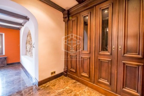 Villa de 4 dormitorios en venta en Blanes, Gerona, Cataluña, Spain № 919 - foto 17