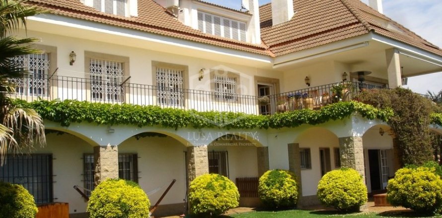 Villa de 7 dormitorios en venta en Blanes, Gerona, Cataluña, Spain № 917