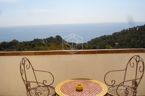 Villa de 7 dormitorios en venta en Blanes, Gerona, Cataluña, Spain № 917 - foto 3