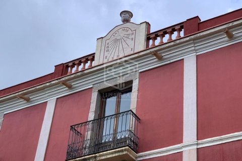 Propiedad comercial de 12 dormitorios en venta en Barcelona, Cataluña, Spain № 918 - foto 3