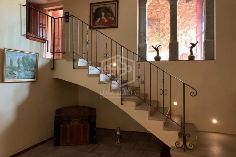 Propiedad comercial de 12 dormitorios en venta en Barcelona, Cataluña, Spain № 918 - foto 13