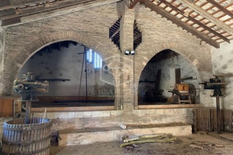 Сasa de 15 dormitorios en venta en Sitges, Barcelona, Cataluña, Spain № 913 - foto 19