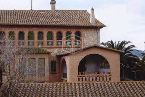 Сasa de 15 dormitorios en venta en Sitges, Barcelona, Cataluña, Spain № 913 - foto 4