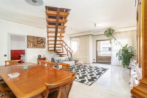 Ático de 3 dormitorios en venta en Barcelona, Cataluña, Spain № 8650 - foto 5