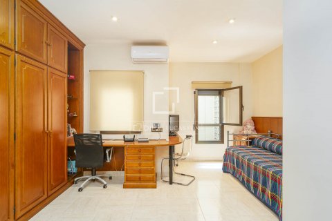 Ático de 3 dormitorios en venta en Barcelona, Cataluña, Spain № 8650 - foto 18