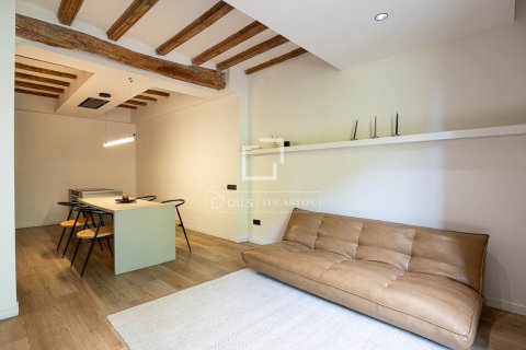 Купить квартиру в Барселона, Испания с 1 спальня, 42м², № 8647 - фото 10