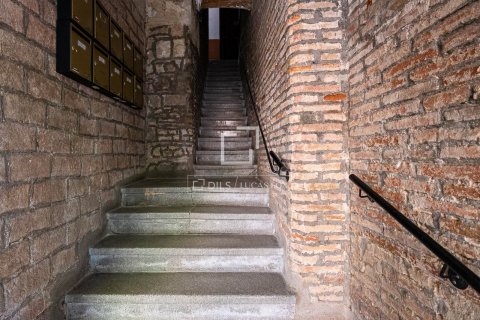 Купить квартиру в Барселона, Испания с 1 спальня, 42м², № 8647 - фото 16