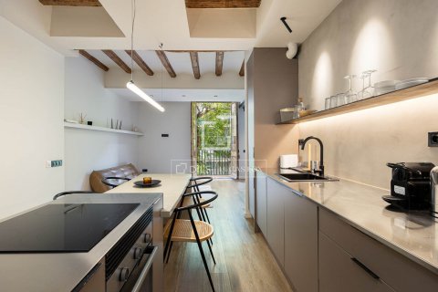 Купить квартиру в Барселона, Испания с 1 спальня, 42м², № 8647 - фото 7