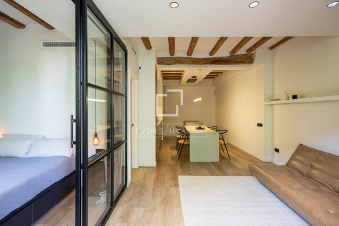 Купить квартиру в Барселона, Испания с 1 спальня, 42м², № 8647 - фото 11