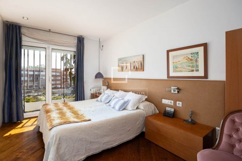 Купить квартиру в Барселона, Испания с 3 спальни, 124м², № 8640 - фото 25