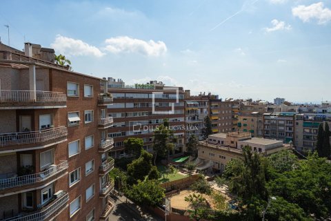 Купить квартиру в Барселона, Испания с 3 спальни, 124м², № 8640 - фото 30