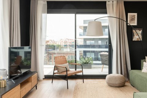 Apartamento de 3 dormitorios en venta en Barcelona, Cataluña, Spain № 8651 - foto 6