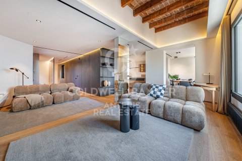 Ático de 268 m² en venta en Barcelona, Cataluña, Spain № 7845 - foto 27