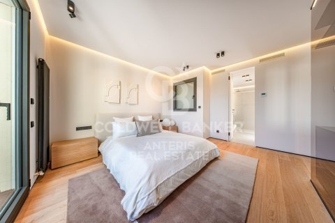 Ático de 268 m² en venta en Barcelona, Cataluña, Spain № 7845 - foto 7