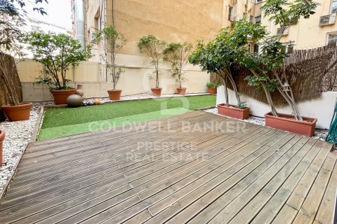 Apartamento de 3 dormitorios en venta en Barcelona, Cataluña, Spain № 7846 - foto 4