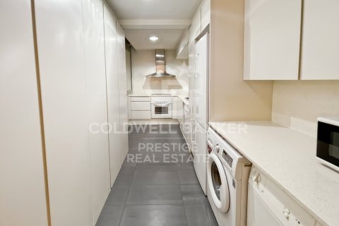 Apartamento de 3 dormitorios en venta en Barcelona, Cataluña, Spain № 7846 - foto 24