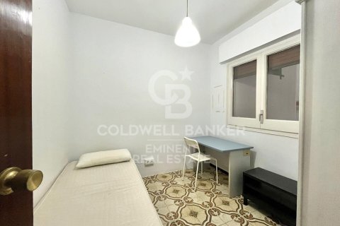 Apartamento de 5 dormitorios en venta en Barcelona, Cataluña, Spain № 7847 - foto 9