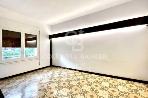 Apartamento de 5 dormitorios en venta en Barcelona, Cataluña, Spain № 7847 - foto 7