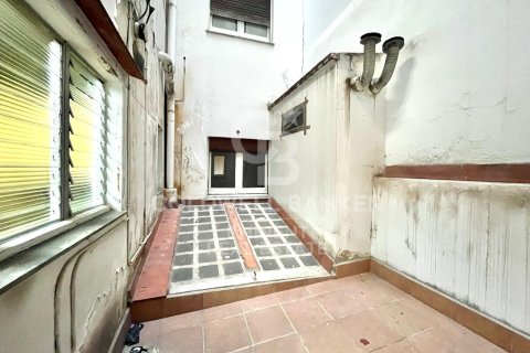 Apartamento de 5 dormitorios en venta en Barcelona, Cataluña, Spain № 7847 - foto 15