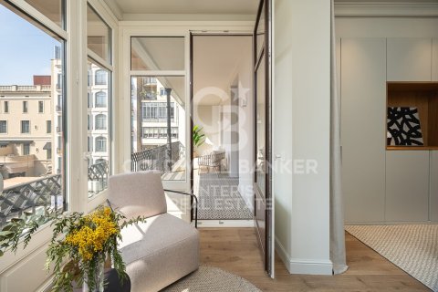 4 bedrooms apartment for sale in Barcelona, Catalonia, Spain № 7850 - photo 7