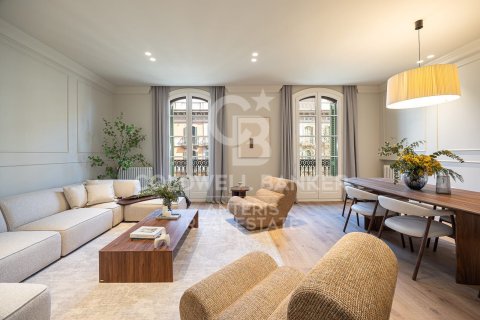 4 bedrooms apartment for sale in Barcelona, Catalonia, Spain № 7850 - photo 24