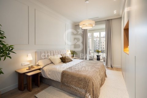 4 bedrooms apartment for sale in Barcelona, Catalonia, Spain № 7850 - photo 12