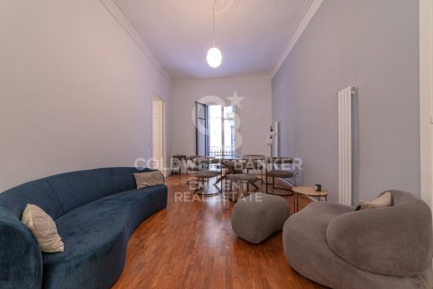 Apartamento de 3 dormitorios en venta en Barcelona, Cataluña, Spain № 7851 - foto 16
