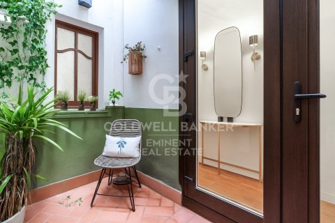 Apartamento de 3 dormitorios en venta en Barcelona, Cataluña, Spain № 7851 - foto 28