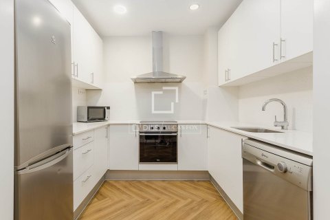 Apartamento de 3 dormitorios en venta en Barcelona, Cataluña, Spain № 7067 - foto 23