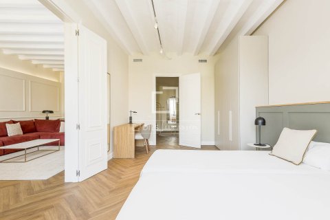 Apartamento de 3 dormitorios en venta en Barcelona, Cataluña, Spain № 7067 - foto 17