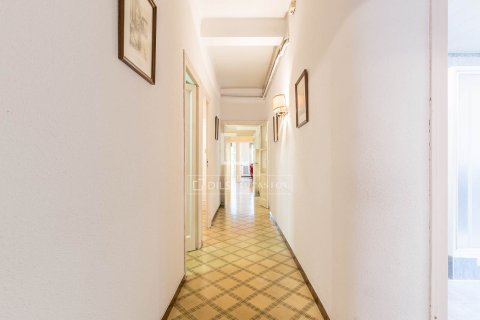 6 bedrooms apartment for sale in Barcelona, Catalonia, Spain № 7063 - photo 11