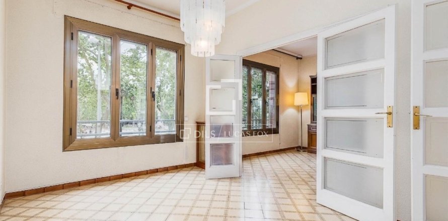 6 bedrooms apartment for sale in Barcelona, Catalonia, Spain № 7063