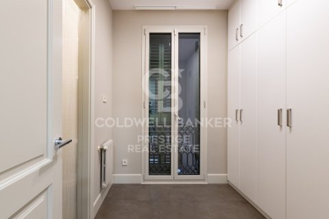 Купить квартиру в Барселона, Испания с 3 спальни, 226м², № 6071 - фото 11