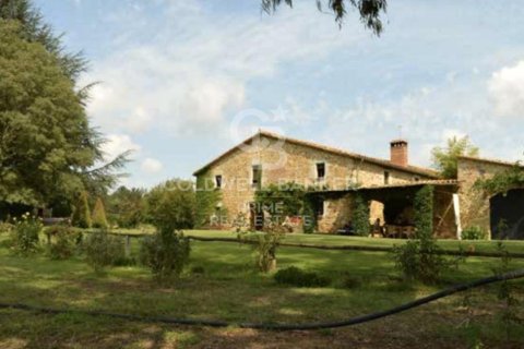 Сasa de 7 dormitorios en venta en Caldes de Malavella, Gerona, Cataluña, Spain № 6066 - foto 13