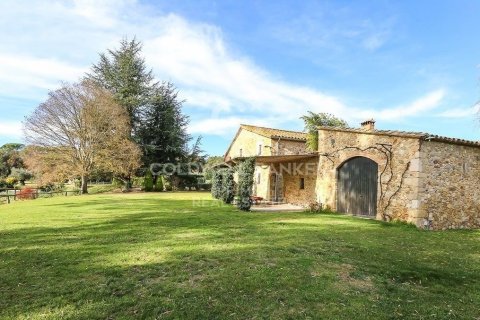 Сasa de 7 dormitorios en venta en Caldes de Malavella, Gerona, Cataluña, Spain № 6066 - foto 20