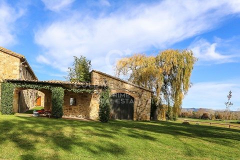 Сasa de 7 dormitorios en venta en Caldes de Malavella, Gerona, Cataluña, Spain № 6066 - foto 18