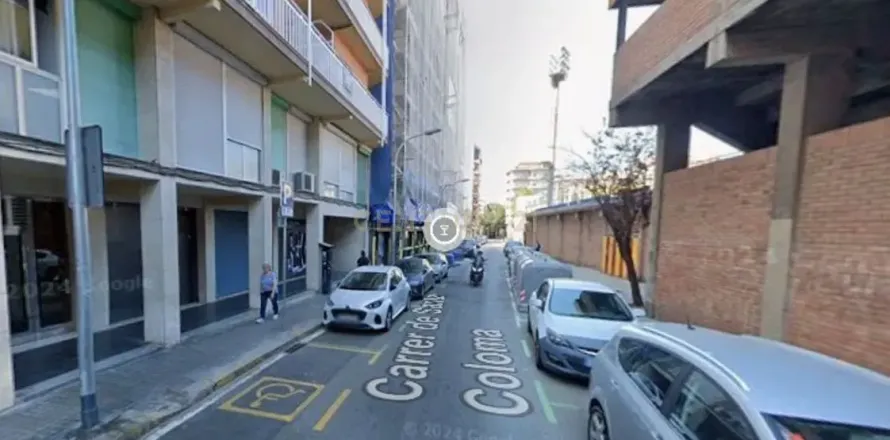 Apartamento de 3 dormitorios en venta en Barcelona, Cataluña, Spain № 6840