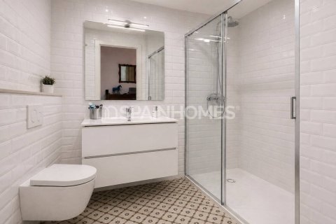 Villa de 4 dormitorios en venta en Sitges, Barcelona, Cataluña, Spain № 6838 - foto 17