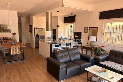 Villa de 4 dormitorios en venta en Sitges, Barcelona, Cataluña, Spain № 6838 - foto 23