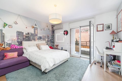 Apartamento de 6 dormitorios en venta en Barcelona, Cataluña, Spain № 3846 - foto 9