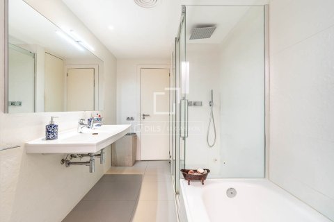 Apartamento de 6 dormitorios en venta en Barcelona, Cataluña, Spain № 3846 - foto 13