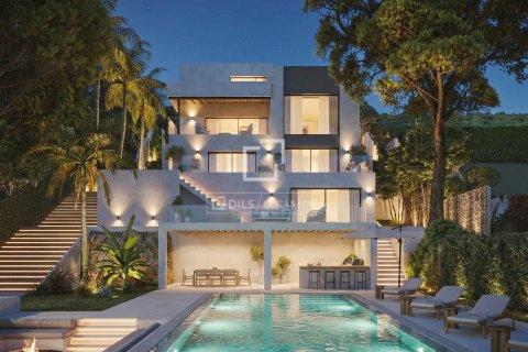 Villa de 4 dormitorios en venta en Arenys de Mar, Barcelona, Cataluña, Spain № 3845