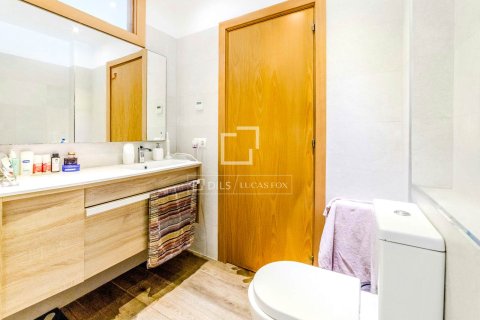 Villa de 4 dormitorios en venta en Sitges, Barcelona, Cataluña, Spain № 3847 - foto 16