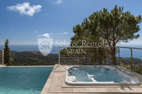 Купить дом в Льорет-де-Мар, Испания с 3 спальни, 200м², № 7296 - фото 3