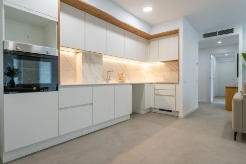 Apartamento de 3 dormitorios en venta en Cataluña, Spain № 7295 - foto 12
