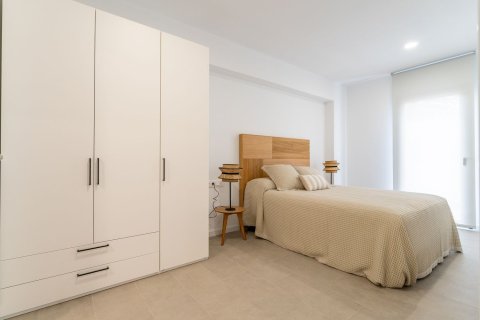 Apartamento de 3 dormitorios en venta en Cataluña, Spain № 7295 - foto 10