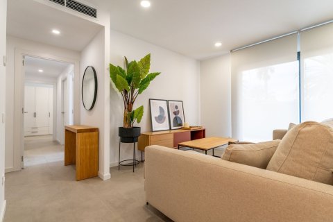 Apartamento de 3 dormitorios en venta en Cataluña, Spain № 7295 - foto 23