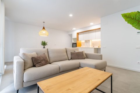 Apartamento de 3 dormitorios en venta en Cataluña, Spain № 7295 - foto 21